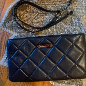 Sale—M KORS CLUTCH/SH BAG SOFT QUILT LAMB